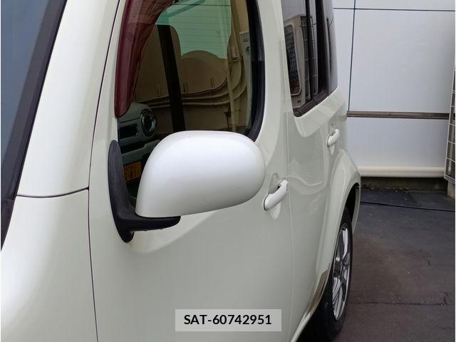 Nissan CUBE 2011-06 7250325-28
