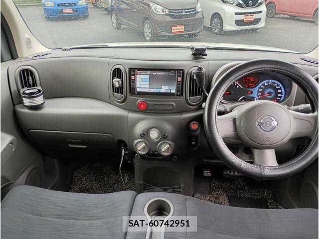 Nissan CUBE 2011-06 7250325-6