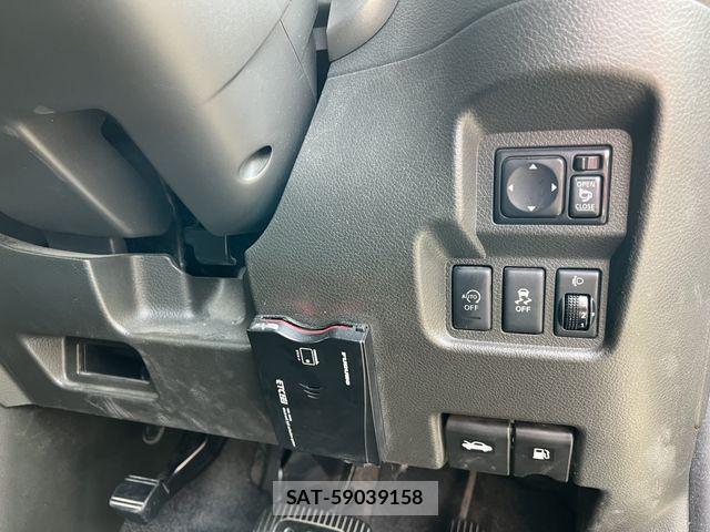 Nissan CUBE 2017-10 7326452-11