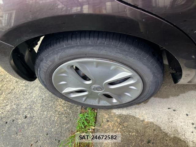 Nissan CUBE 2012-02 7357357-3