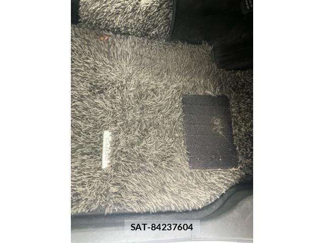 Nissan CUBE 2009-12 7357355-8