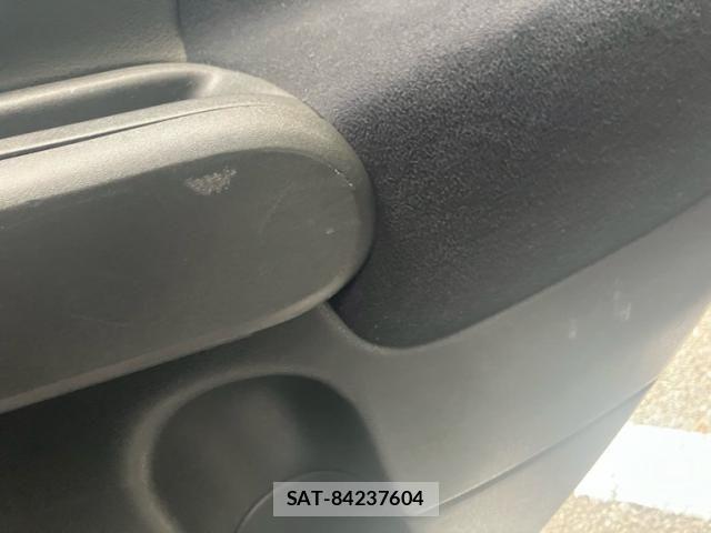 Nissan CUBE 2009-12 7357355-16