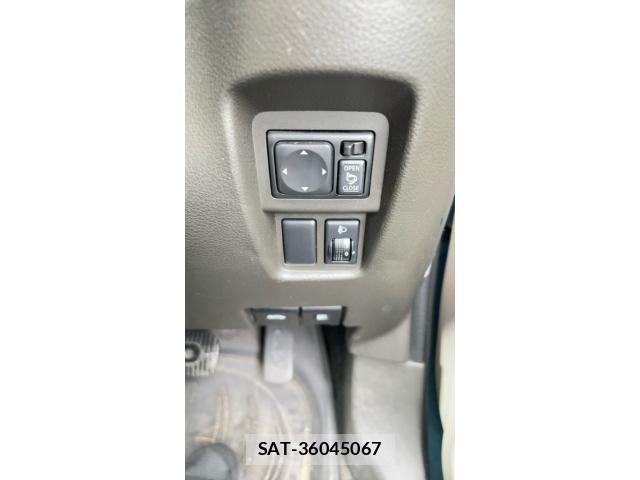 Nissan CUBE 2010-05 7357352-7