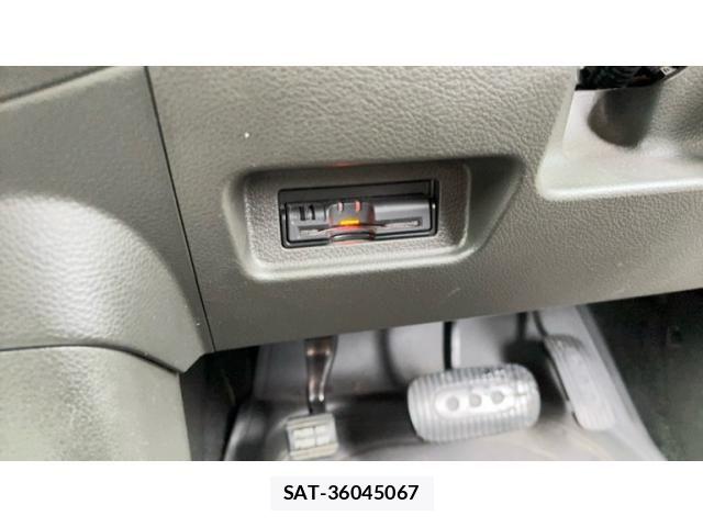 Nissan CUBE 2010-05 7357352-8
