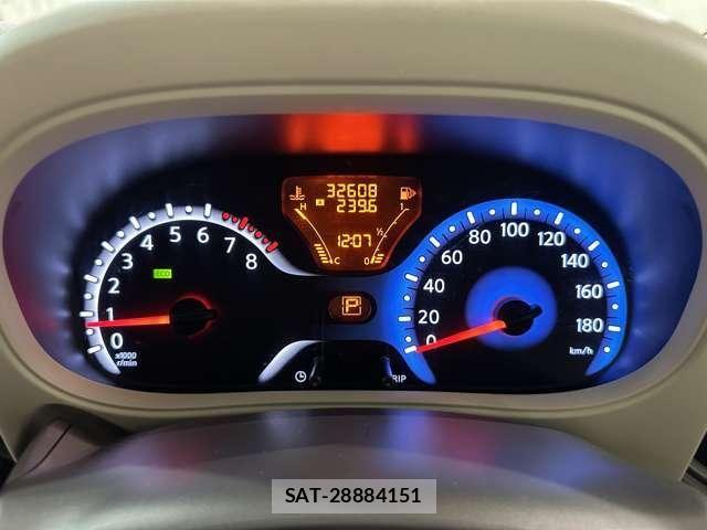 Nissan CUBE 2015-04 7357351-10