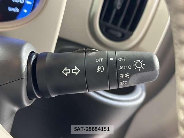 Nissan CUBE 2015-04 7357351-11
