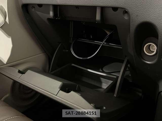 Nissan CUBE 2015-04 7357351-21