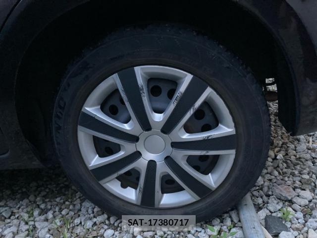 Nissan CUBE 2013-06 7357353-6