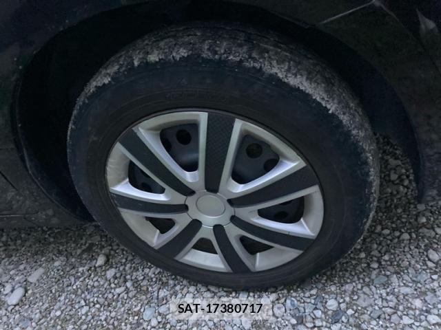 Nissan CUBE 2013-06 7357353-8