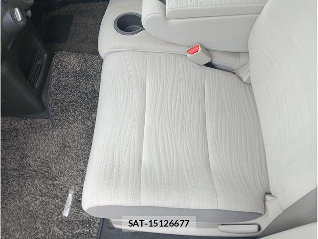 Nissan CUBE 2009-08 7357354-15