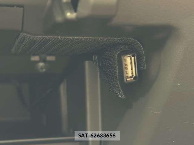 Nissan CUBE 2015-11 7391752-8