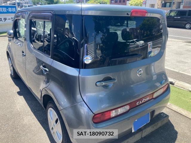 Nissan CUBE 2010-02 7391751-1