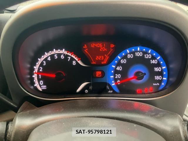 Nissan CUBE 2012-04 7391754-13