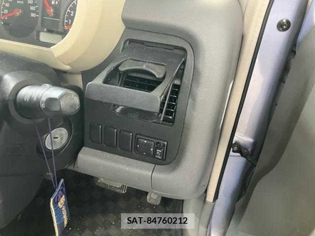 Nissan CUBE 2003-09 7391753-18