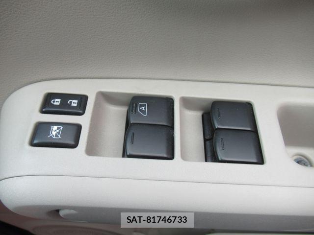 Nissan CUBE 2017-09 7453718-21
