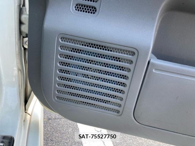 Nissan CUBE 2008-01 7453721-19