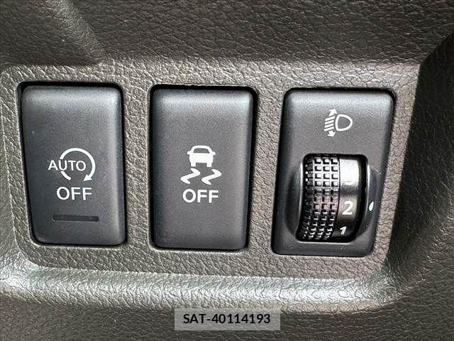 Nissan CUBE 2018-02 7500092-26