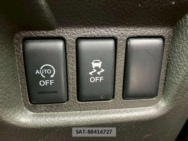 Nissan CUBE 2017-11 7500089-2