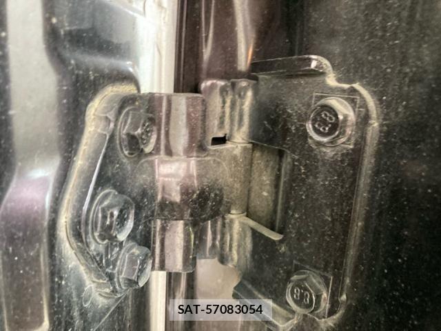 Nissan CUBE 2011-01 7500095-13