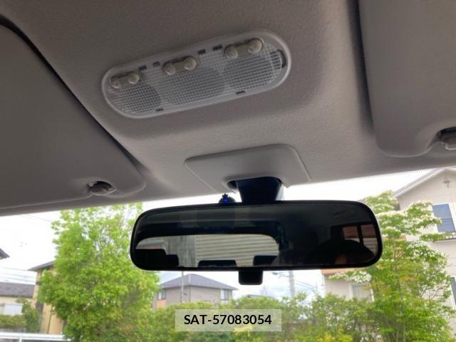 Nissan CUBE 2011-01 7500095-26