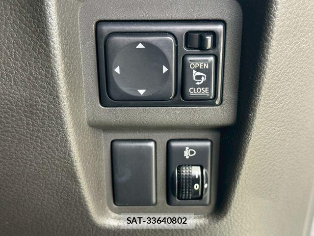 Nissan CUBE 2011-09 7561991-6