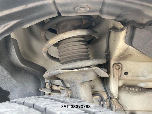 Nissan CUBE 2011-09 7615909-19