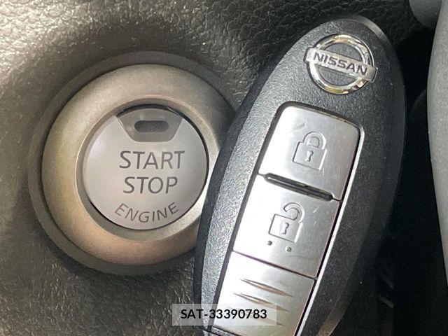 Nissan CUBE 2011-09 7615909-4