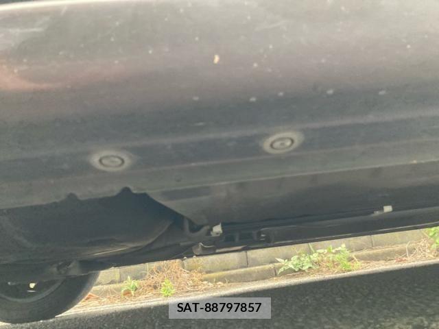 Nissan CUBE 2012-03 7615914-11