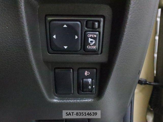 Nissan CUBE 2009-09 7615906-18