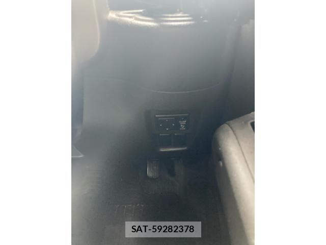 Nissan CUBE 2010-06 7615913-17
