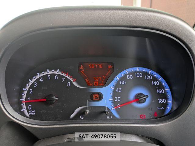 Nissan CUBE 2013-05 7615907-26