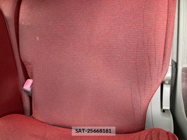 Nissan CUBE 2007-05 7615918-18