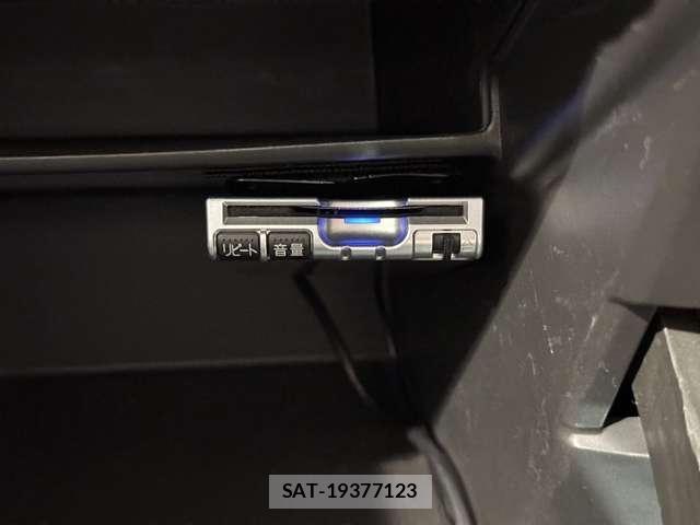 Nissan CUBE 2009-09 7615905-21