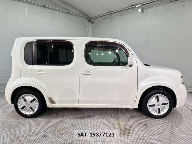 Nissan CUBE 2009-09 7615905-3