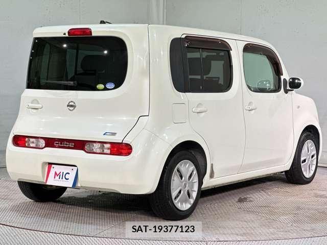 Nissan CUBE 2009-09 7615905-4