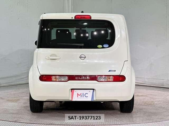 Nissan CUBE 2009-09 7615905-5