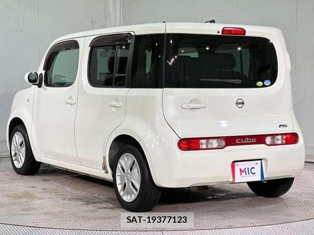 Nissan CUBE 2009-09 7615905-6