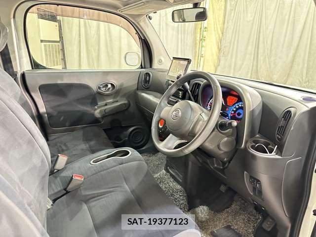 Nissan CUBE 2009-09 7615905-8