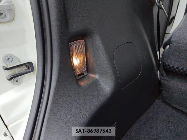 Nissan CUBE 2014-01 7615900-27