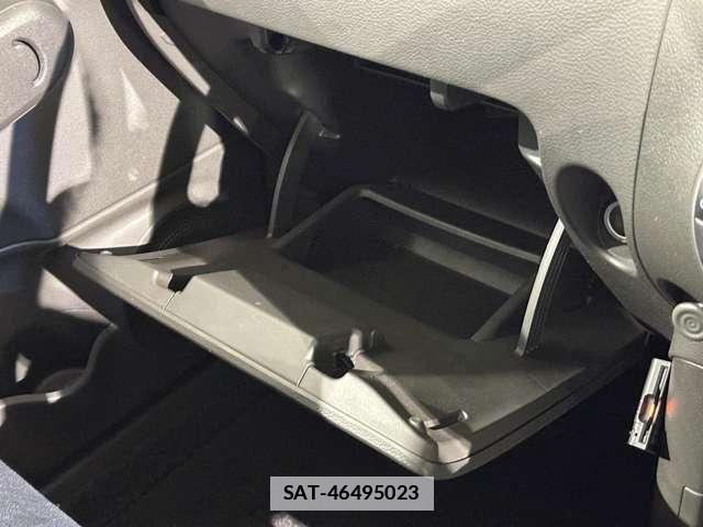 Nissan CUBE 2012-01 7722294-21