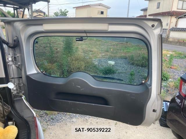 Nissan CUBE 2011-07 7783930-11