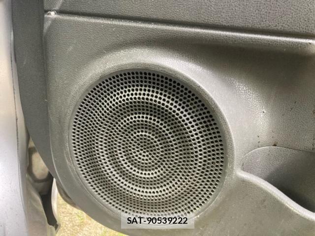 Nissan CUBE 2011-07 7783930-16