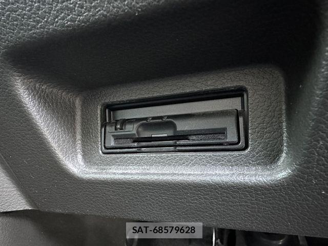 Nissan CUBE 2015-10 7783944-19