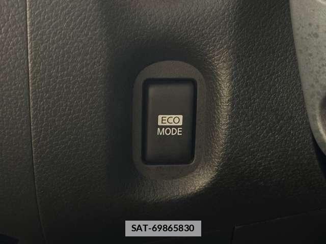Nissan CUBE 2013-07 7783945-15