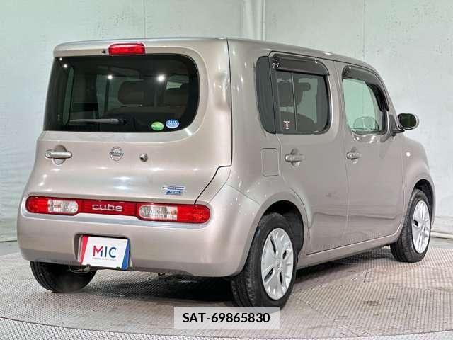 Nissan CUBE 2013-07 7783945-4