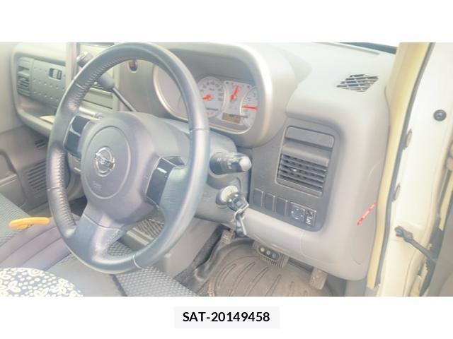 Nissan CUBE 2007-08 7783933-15