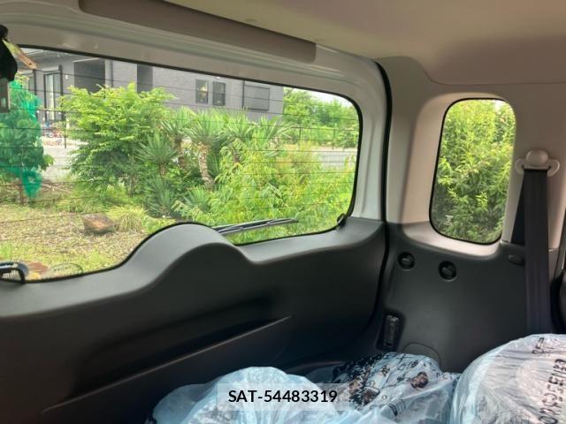 Nissan CUBE 2011-11 7875956-10