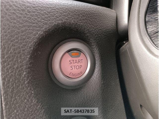 Nissan CUBE 2012-02 7902466-20