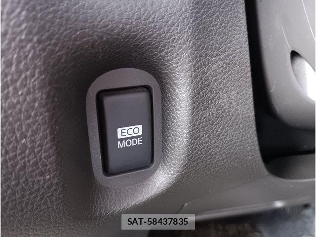 Nissan CUBE 2012-02 7902466-21