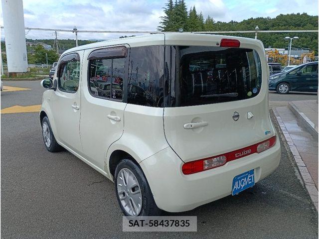 Nissan CUBE 2012-02 7902466-5
